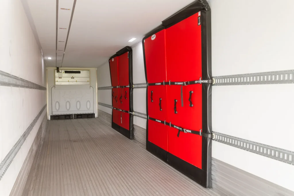 Cold Storage Bulkhead