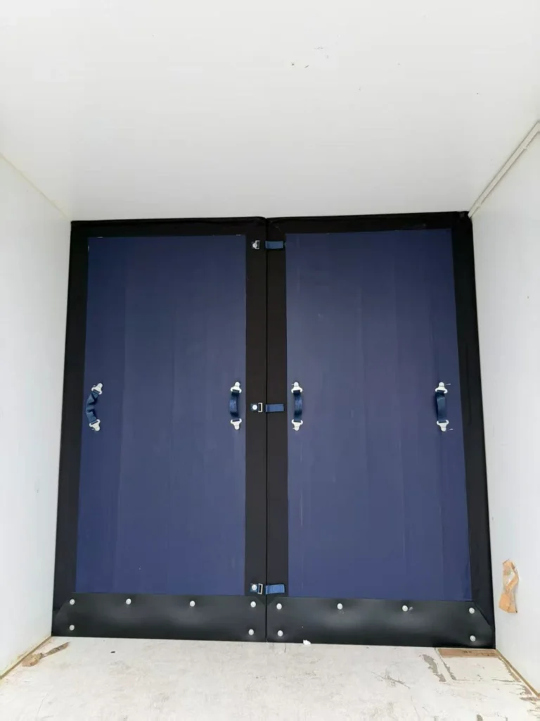 Insulated Bulkhead
