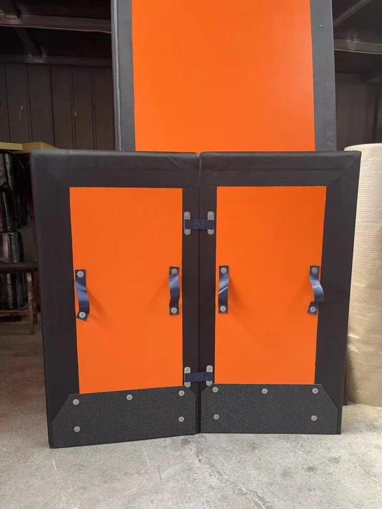 Insulated Bulkhead