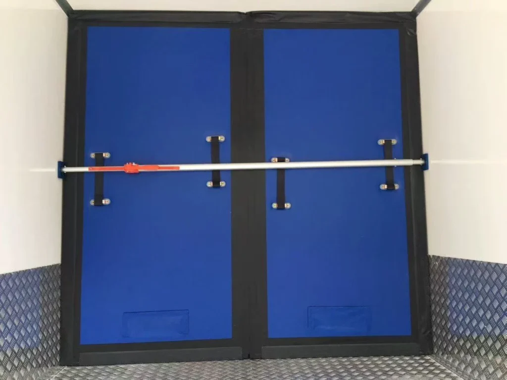 Insulated Bulkhead