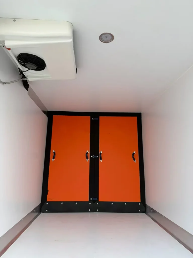 Insulated Bulkhead